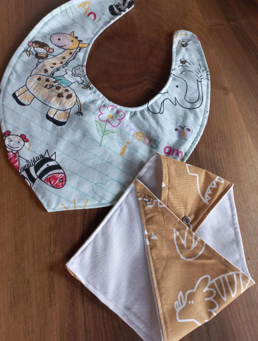 Nepromočive portikle